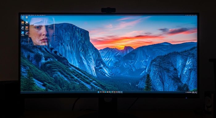 Windows 11 26H2アップデート後にタスクバーが表示されない画面
